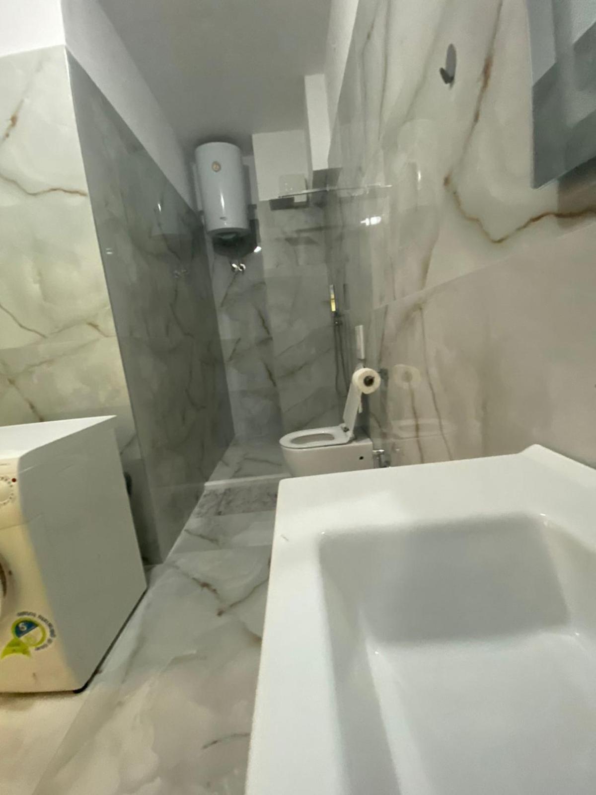 Nicole Apartments Rental Durrës Exteriör bild